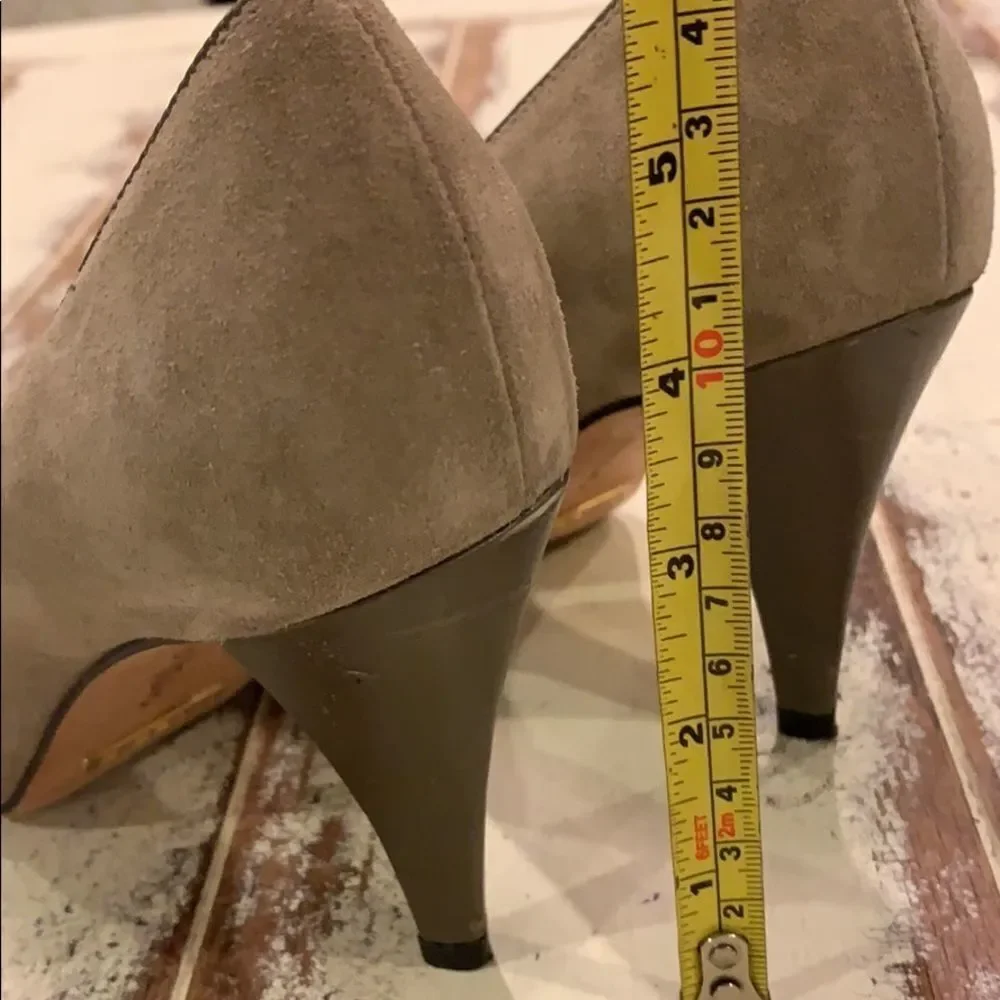 Cole Haan suede taupe pump size 6